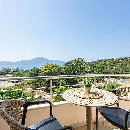 Radhima Res 9 - Double Room, Sea View Διαμέρισμα *