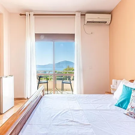 Radhima Res 9 - Double Room, Sea View *